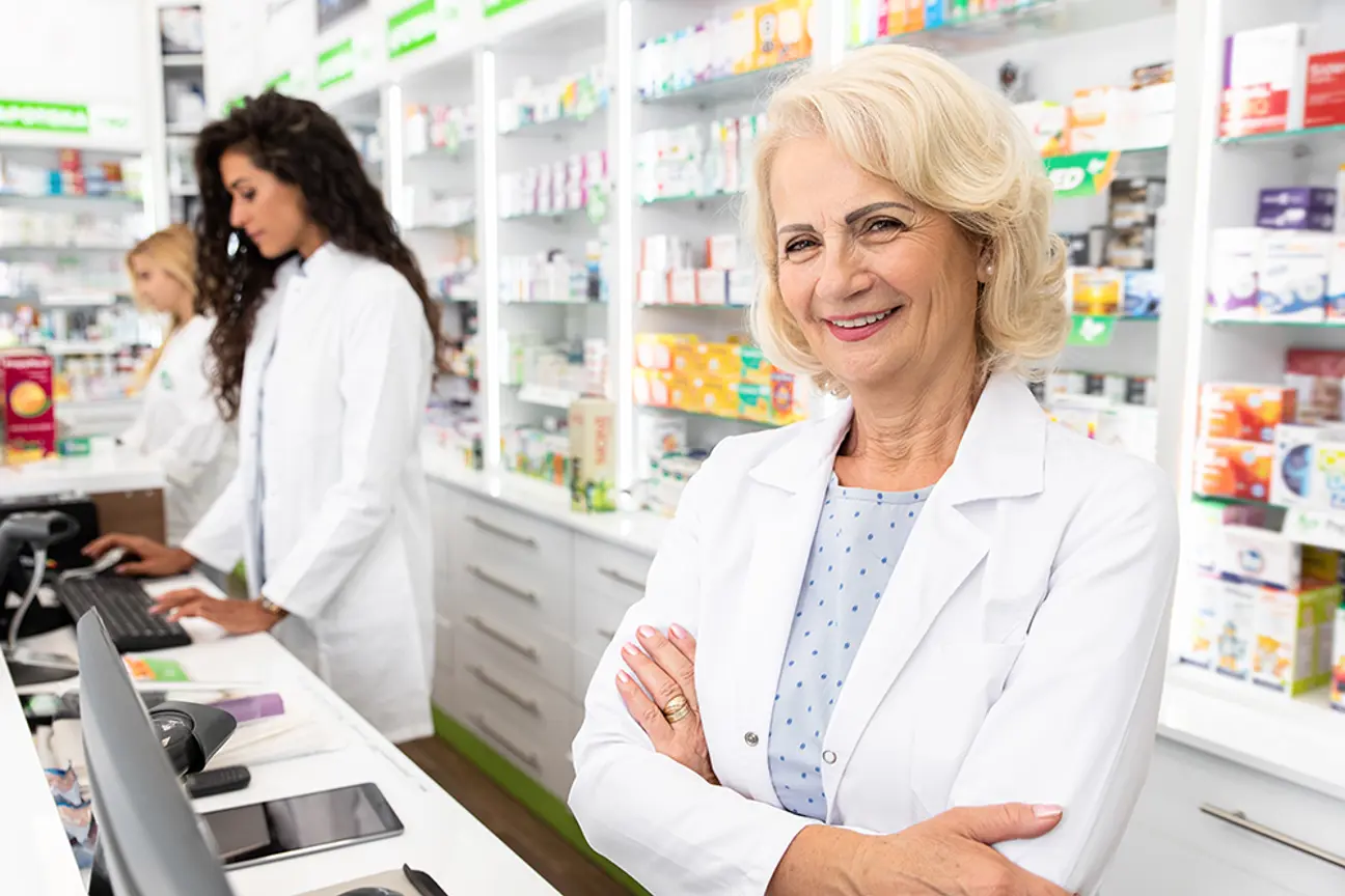 portrait-of-senior-female-pharmacist-in-drugstore-2026-01-08-00-11-35-utc.png