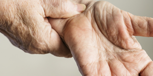 closeup-of-elderly-hands-checking-pulse-2026-01-07-23-24-05-utc.jpg